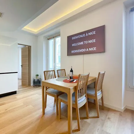 Gioffredo Massena 4 Pers Ac Wi-fi Apartamento