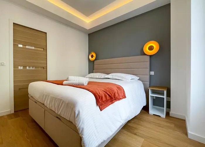 Gioffredo Massena 4 Pers Ac Wi-fi Lejlighed